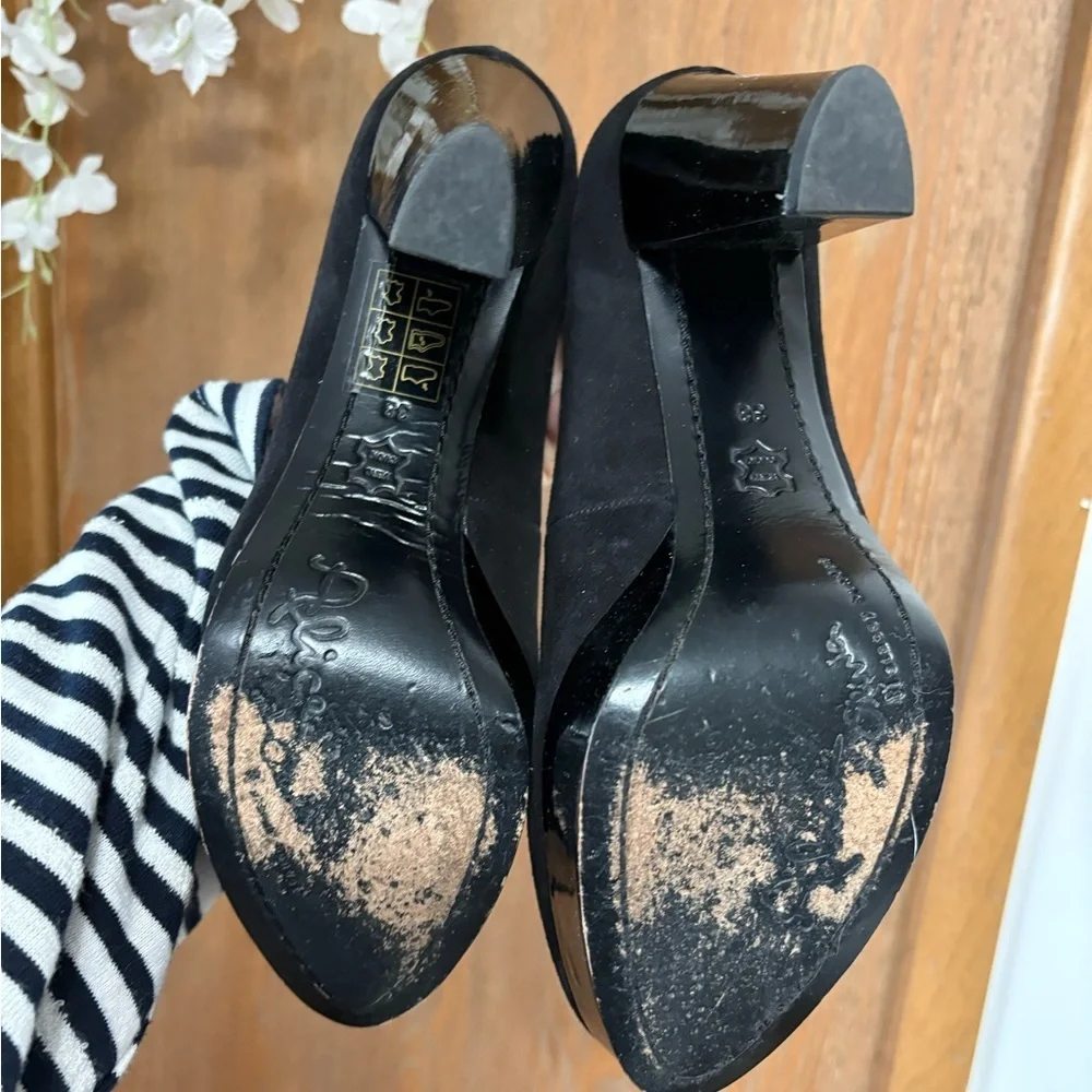 Alice + Olivia Black Platform Pump with High Block Heel